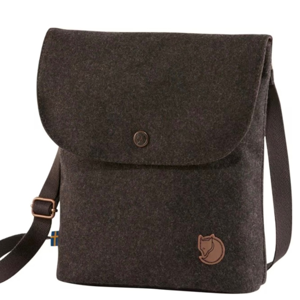 Fjallraven Brown Shoulder Bag with Iconic Design